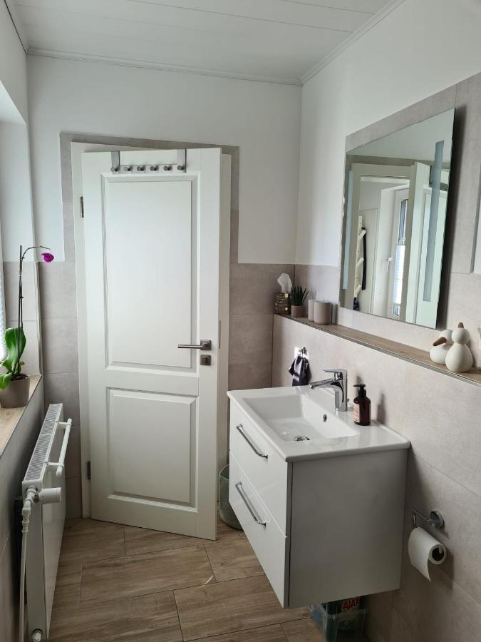 סלה Ferienwohnung Im Werder -Fuer Monteure Nicht Geeignet- מראה חיצוני תמונה